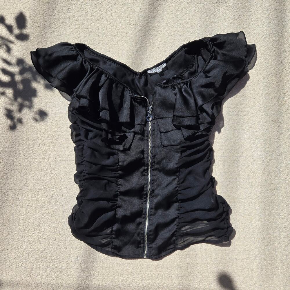 black ruched ruffle zip front goth top small ♡
